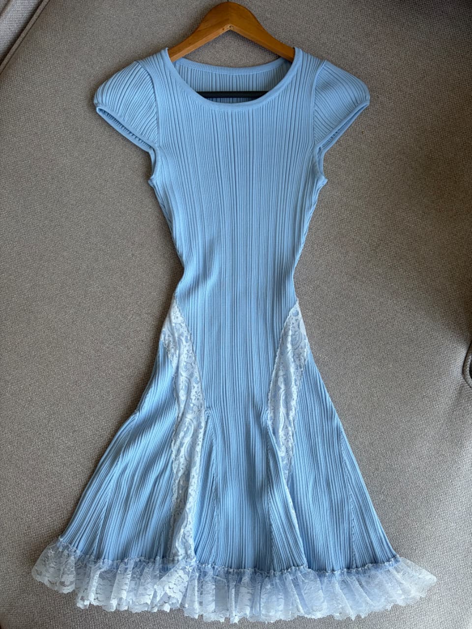 Short lace trim dress